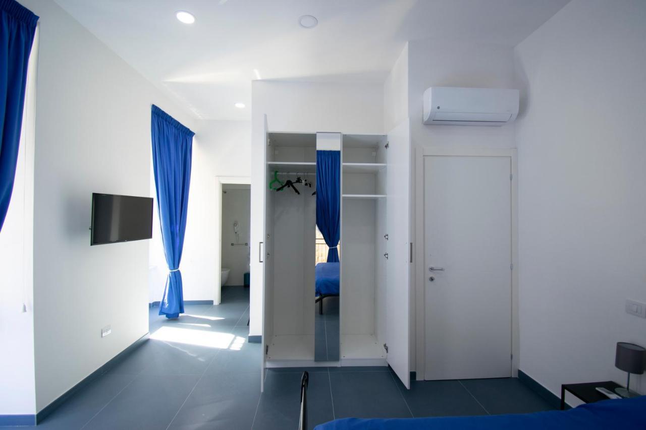 Knight House Hotel Nápoly Kültér fotó